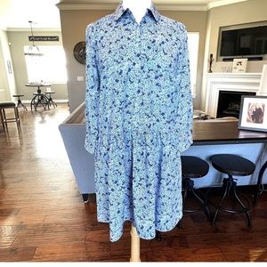 Tuckernuck Hayes Shirt Dress Size Large Blue Hydrangea Floral Dress